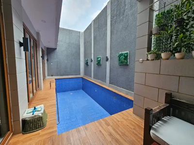 Rumah Dijual Siap Huni Di Jagakarsa Fasilitas Private Pool