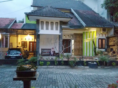 Rumah dlm Perumahan Barat Casa Grande dkt Kampus UPN dan Amikom