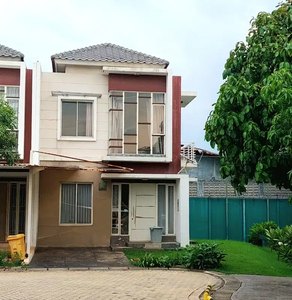 Rumah Hook Green Lake City cluster Amerika Siap huni