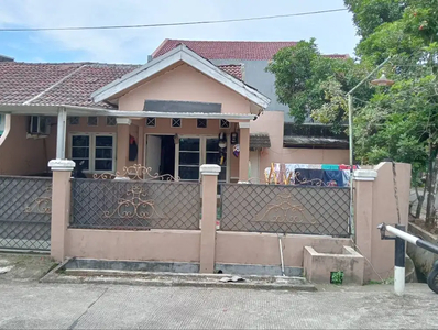 Rumah Mungil Cantik Vila Pamulang 2