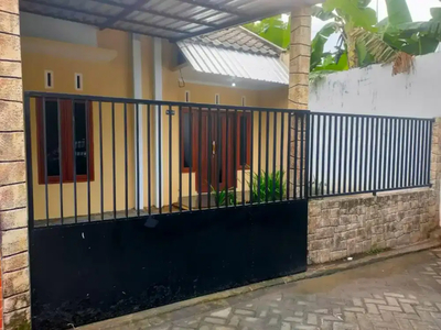 Di jual cepat rumah minimalis siap huni