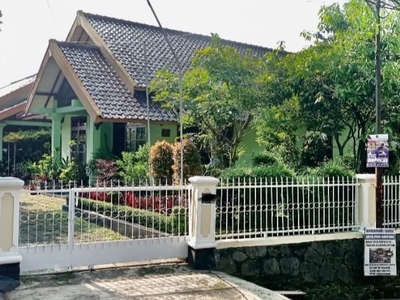 Dijual Rumah Authentic Tanah Luas di Kota Bandung