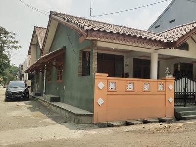 Dijual Rumah Luas Grand Delta Pekayon Jaya Bekasi Selatan Kota