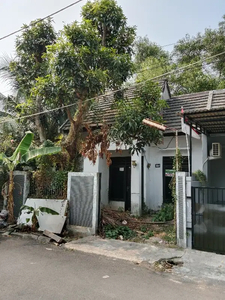 Dijual rumah Medang Lestari-Tangerang