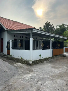 Disewakan/ Dikontrakkan Rumah