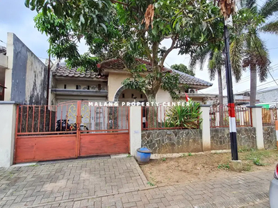 Hitung Tanah!! Rumah Murah Kawasan Elite Araya Luas 227 m2