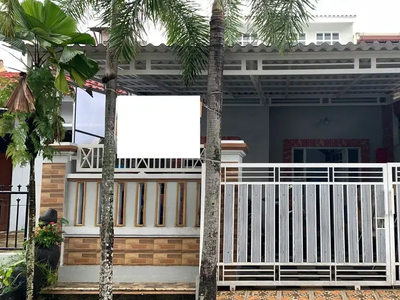 Rumah 2 Lantai di Perumahan Telaga Kahuripan Siap KPR Nego J-21841