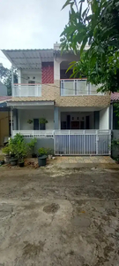 Rumah Cantik 2 Lantai di Vila Mutiara Cinere