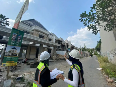 Rumah di Jogja dengan Kolam Renang dekat Kampus Mercubuana