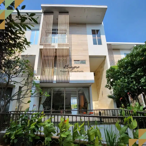 rumah second double deck di Seafront Ancol