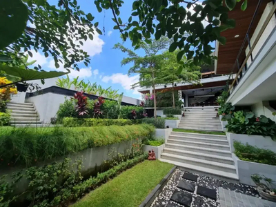 Villa modern Tumbak Bayuh mengwi badung