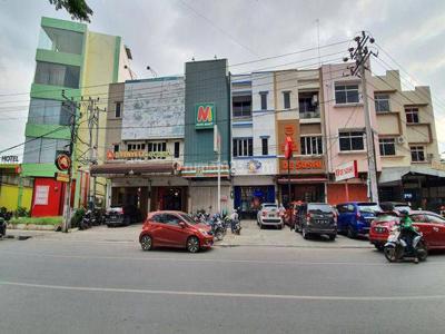 Disewakan Ruko 3lt di Jalan Hertasning, Makassar (al)