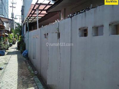 Disewakan Rumah Kost Strategis di Jl Keputran Surabaya Pusat