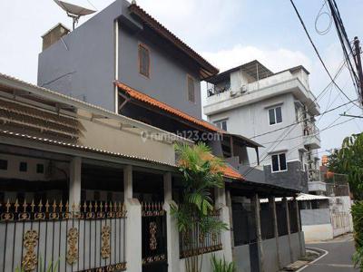 Disewakan Rumah Tinggal di Jl.ampasit Cideng Jakarta Pusat. Lokasi Strategis Dekat Dengan Perkantoran