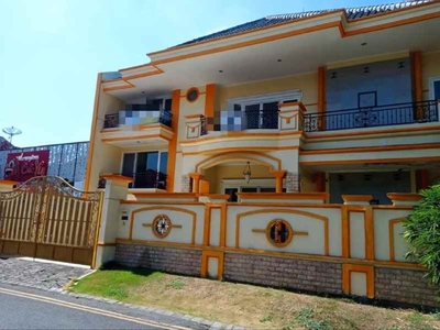 Dijual Rumah Mewah Siap Huni Jalan Utama Taman Gapura Barat
