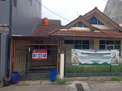 Rumah Komp Pondok Mutiara Cibabat Dekat Pemkot Cimahi Siap Huni