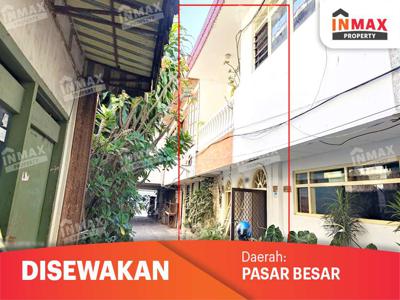 [AS] Rumah 4 Kamar 2 Lantai dekat Pasar Besar di Gatot Subroto, Malang