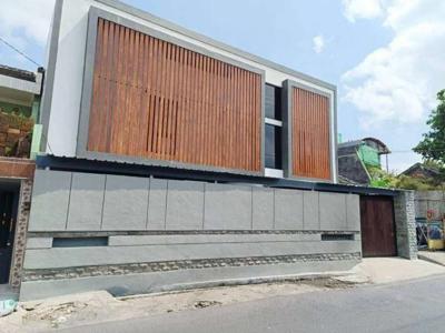 DI JUAL RUMAH KOST LOKASI JALAN CANDI MENDUT SUHAT