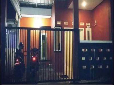 Di Kontrakan dengan Cepat Rumah 2 Lantai (sudah di renovasi Total)