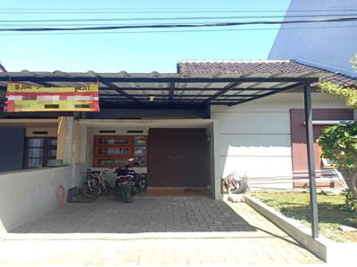 Dijual Rumah Bukit Raya Sariwangi Ada Taman Depan Lok Strategis SHM