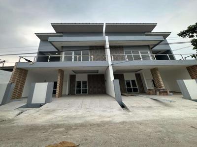 Dijual Rumah luas 6x13,5 81m2 type 3KT di Boulevard Hijau HI Bekasi