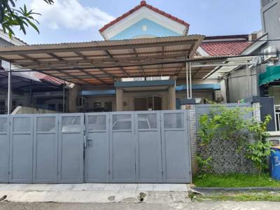 Dijual rumah tinggal Taman Royal Cipondoh