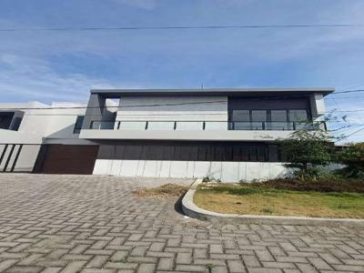 Dijual Rumah Gayung Kebonsari Modern Scandinavian House Surabaya