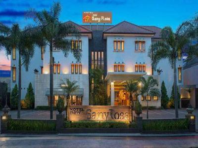 Hotel New Sany Rosa 3 Lantai Jl. Hegarmanah – Bandung