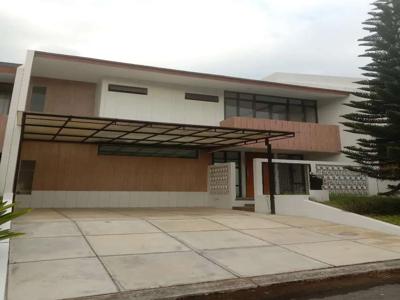 Rumah 2 Lantai Siap Huni Di NARAYA BSB Depan Danau BSB