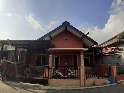 rumah dalam perumahan di jalan godean km 8