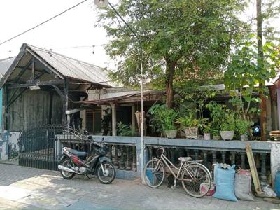 Rumah hitung harga tanah saja lokasi Waru belakang Ex Giant Waru