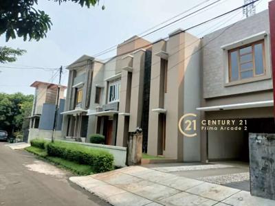 RUMAH MEWAH LT 720m² LB 550M² BINTARO JAYA KUCICA (4398)