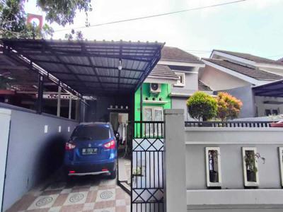 RUMAH MURAH DI MAGUWOHARJO SEMI FURNISH 5 MENIT KE SD MODEL