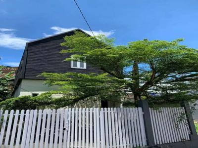 RUMAH SCANDINAVIAN SIAP HUNI DAN FULL FURNISHED DI PADASUKA BANDUNG