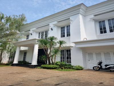 Brandnew Rumah Mewah semi furnished di Pondok Indah