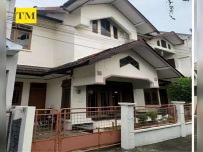 Dijual murah rumah 2 lantai