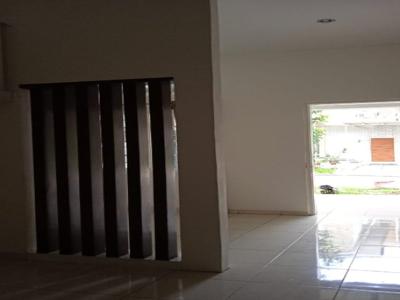 DIJUAL RUMAH DI RUMAH CLUSTER KOTA WISATA, SIAP HUNI & HARGA MURAH