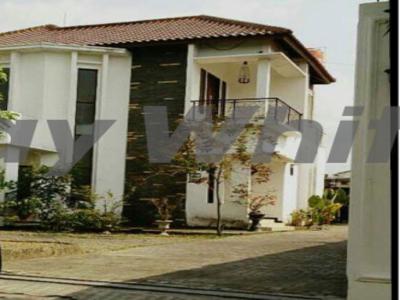 Dijual Rumah Jl. Jend. Gatot Subroto, Solo Baru