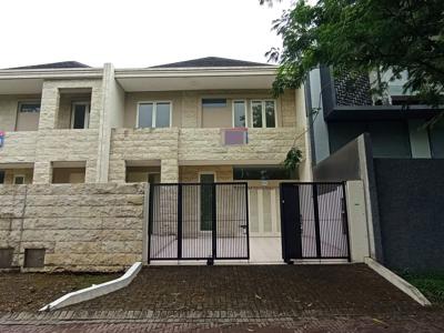 Dijual Rumah Mewah Siap Huni di Perumahan Elit Citraland Surabaya