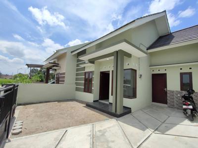 Rumah Baru di Jalan Godean KM 8 dekat Dowa, Unisa, Tugu dan Malioboro