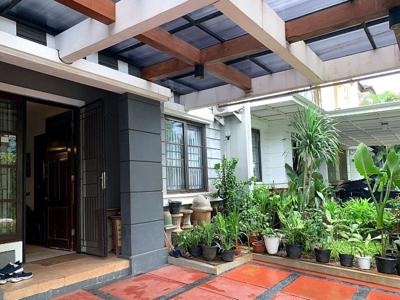 Rumah cantik 2 lantai di Perumahan De Latinos BSD Tangsel