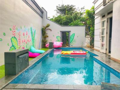 Rumah cantik, mewah ada kolam renang di Bintaro Jaya Sektor 3