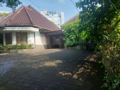 Rumah herritage Jaman Belanda sayap Dago kota Bandung Eksklusif