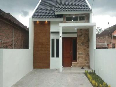 RUMAH MEWAH SUPER MURAH SIAP HUNI