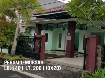 Rumah Mewah Surabaya Kota Siap Huni di Perum Jemursari