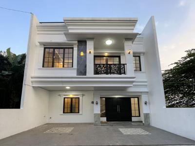 Rumah Siap Huni, 2 Lantai Plus Rooftop Dalam Cluster