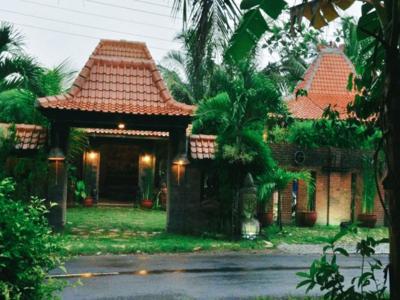 Villa Mewah (L 1200 m2) Standar Intrnasional, Bantul Yogyakarta