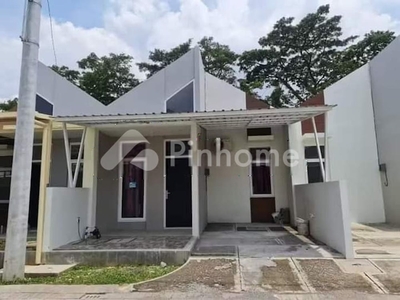 Disewakan Rumah Full Furniture di Cluster Mutiara Arteri, Jl. Gajah Raya, Pedurungan Rp87 Juta/bulan | Pinhome
