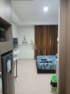 Apartemen Gold Coast Furnished studio view laut