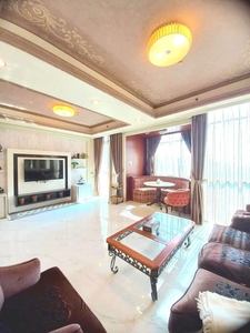 Bellagio Residence 2 BR very spacious with balcony